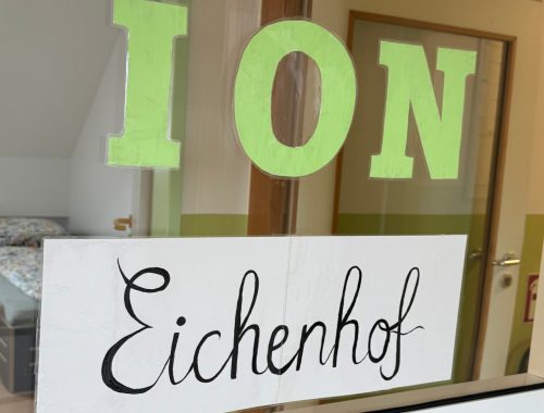 Eröffnung Mädchen ION EIchenof